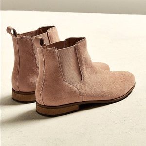 UA Pink Suede Chelsea Boot